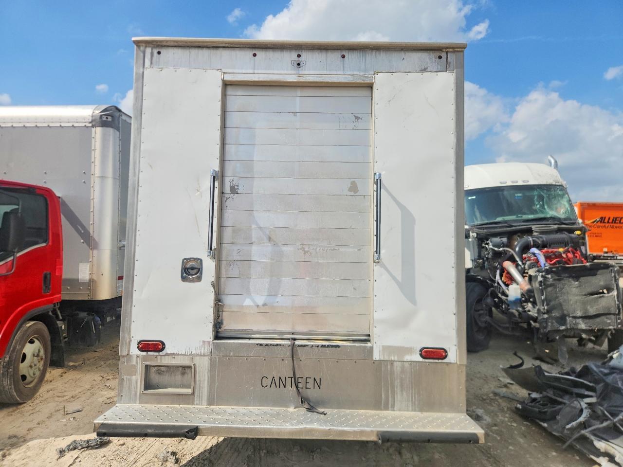 2016 CHEVROLET Express 4500