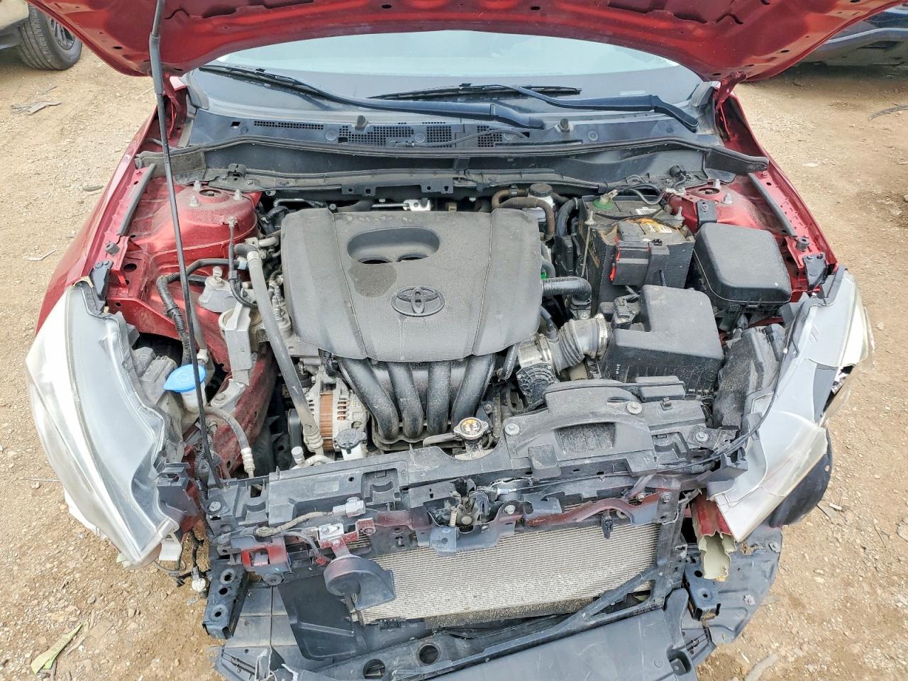 2017 TOYOTA YARIS