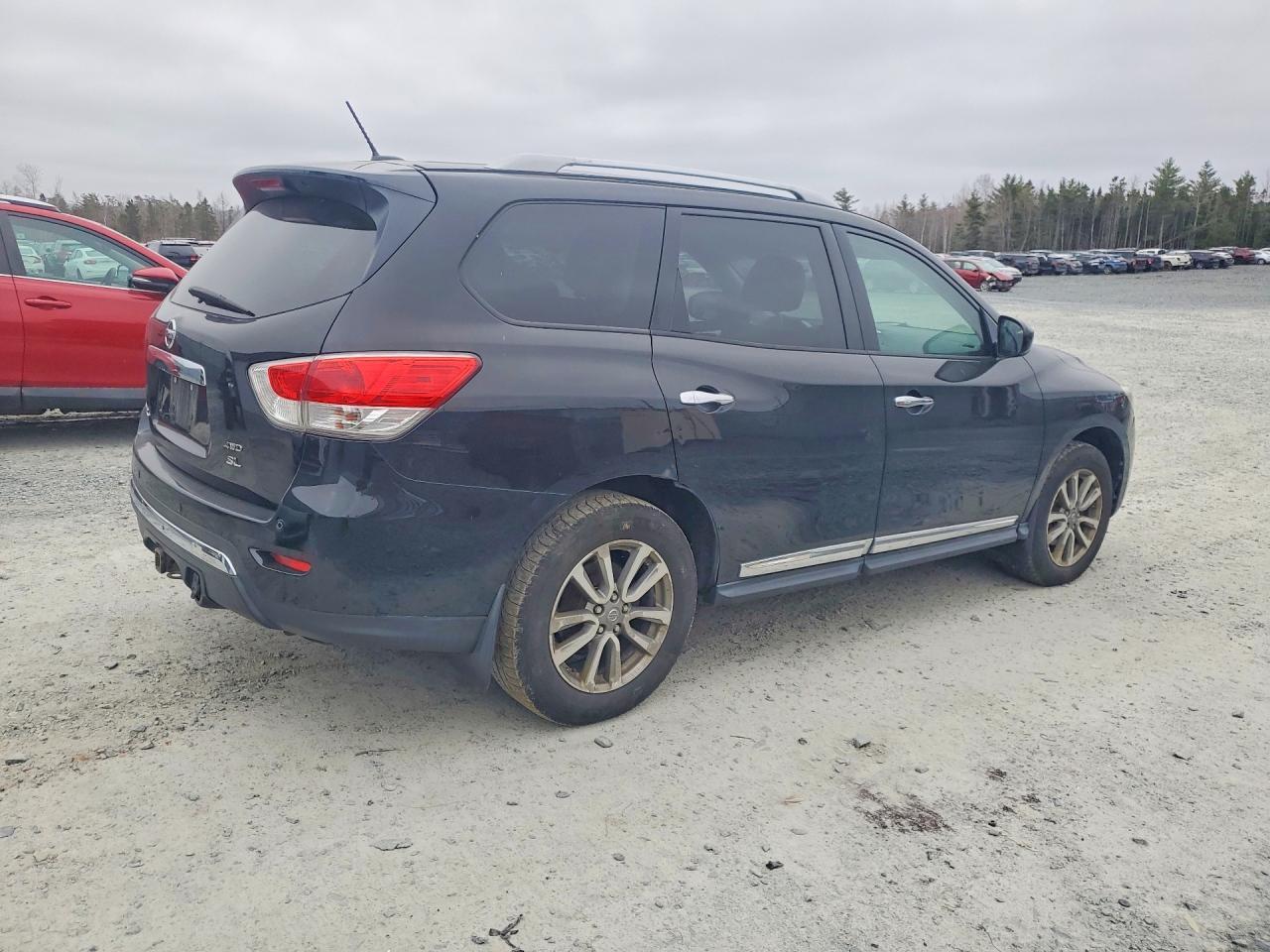 2015 NISSAN PATHFINDER