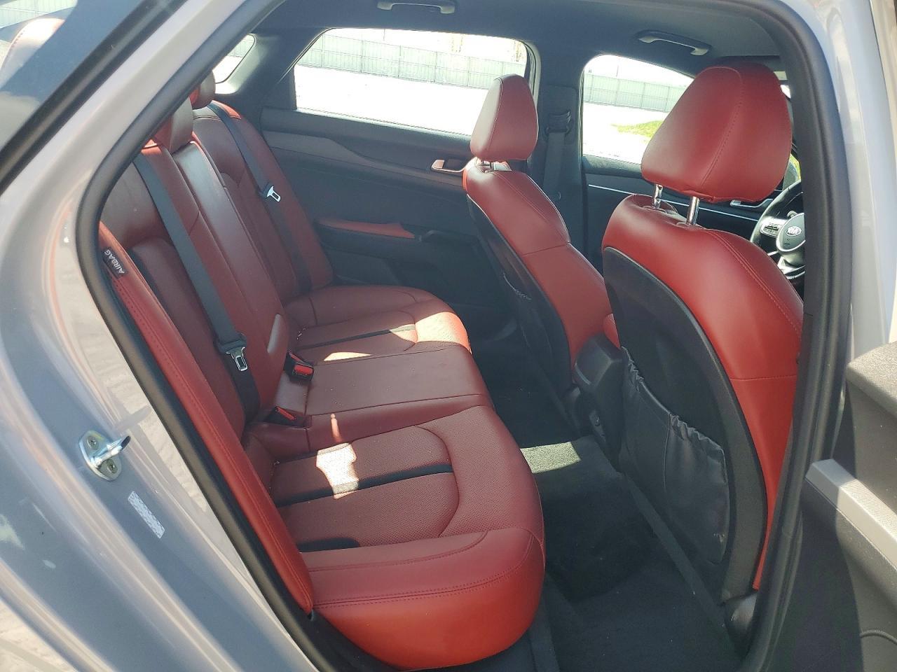 2021 KIA K5