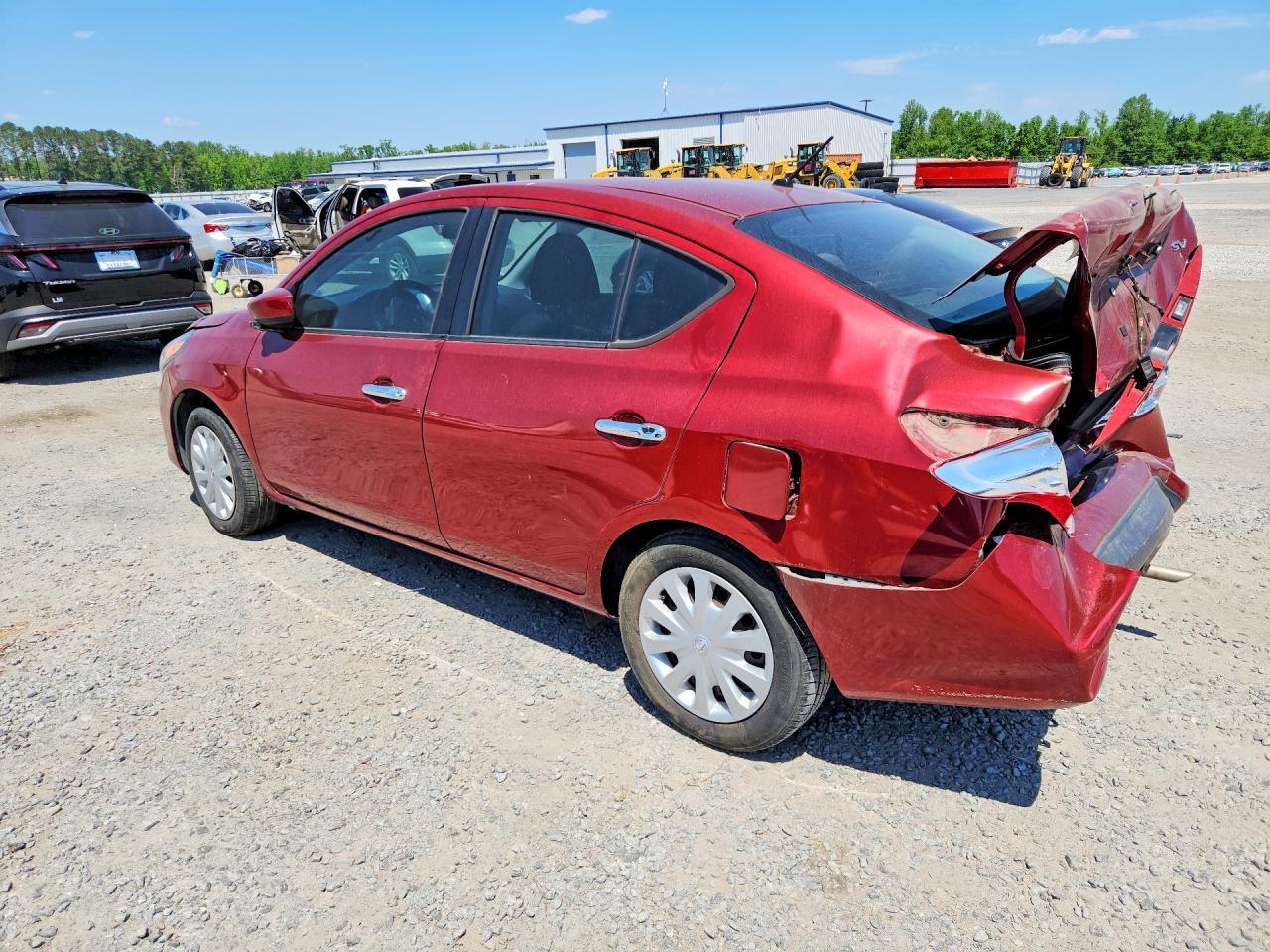 2017 NISSAN VERSA