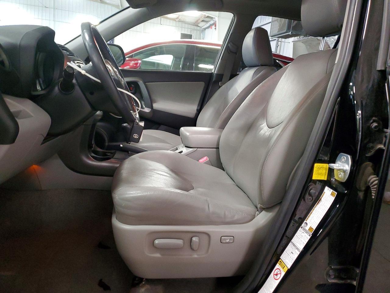 2012 TOYOTA RAV4