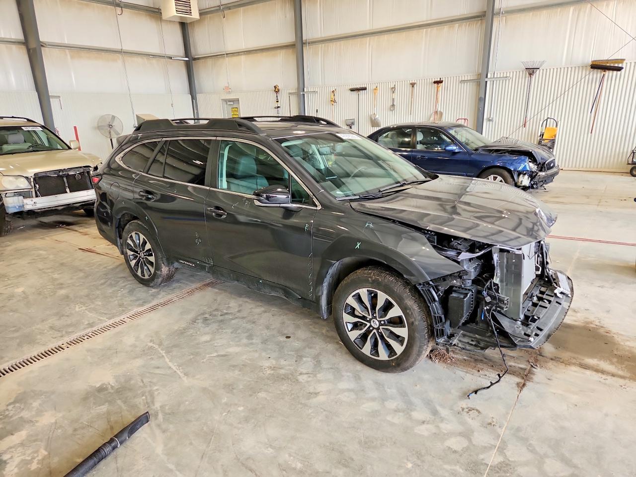 2025 SUBARU Outback