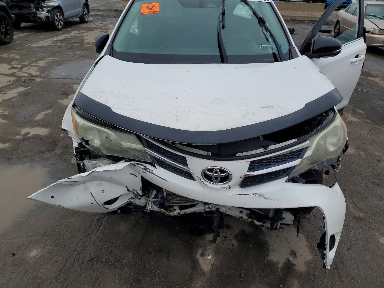 2014 TOYOTA RAV4
