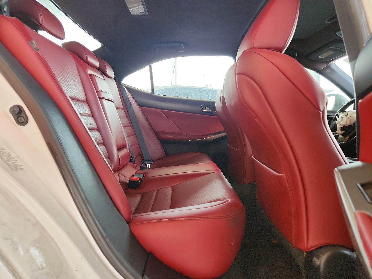 2016 LEXUS IS 200t