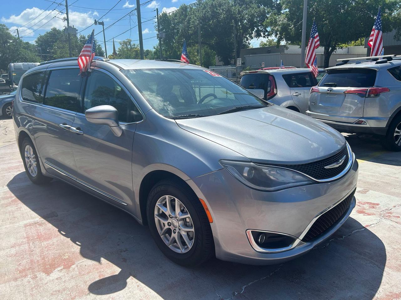 2020 CHRYSLER Pacifica