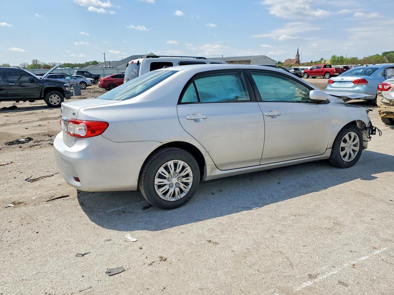 2011 TOYOTA COROLLA