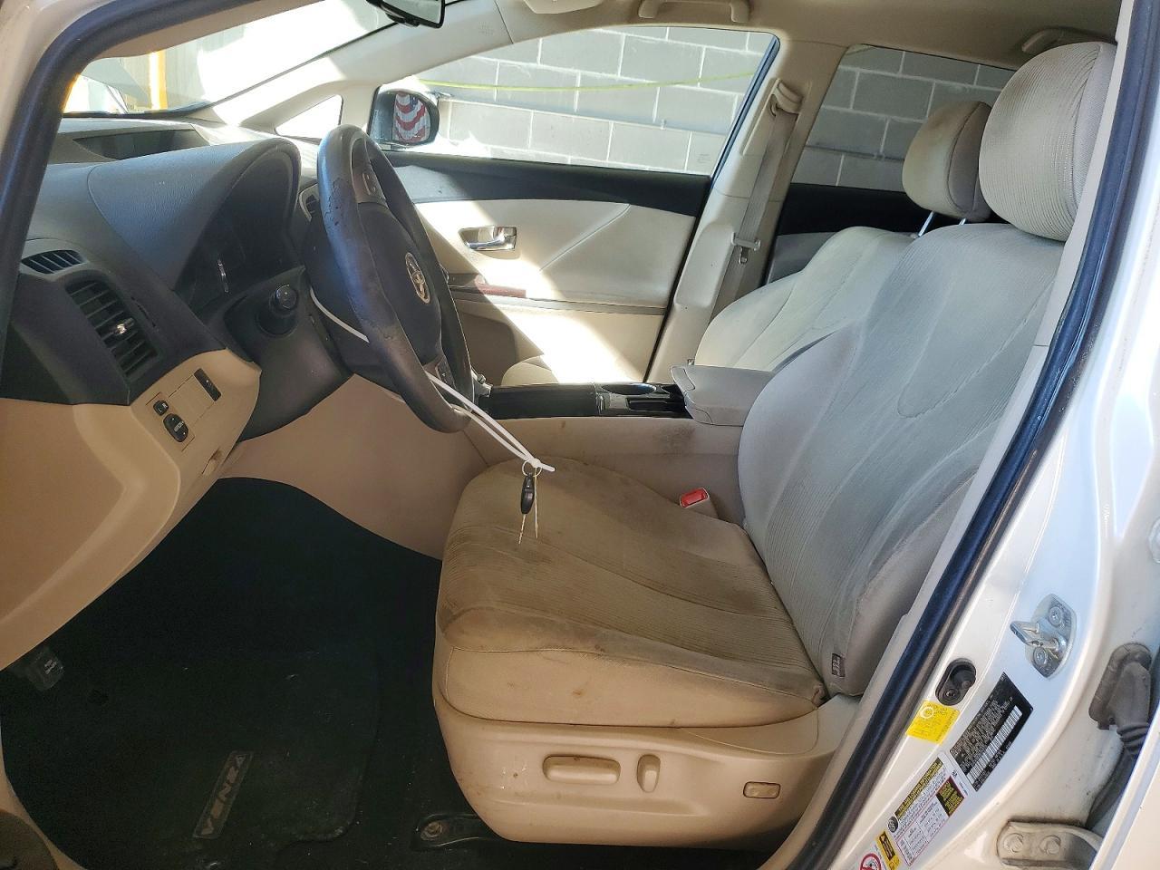 2011 TOYOTA VENZA