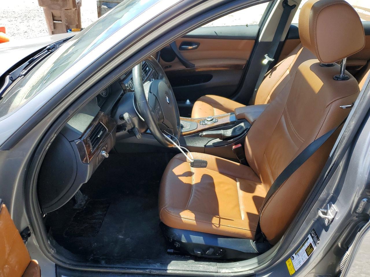 2011 BMW 3 SERIES