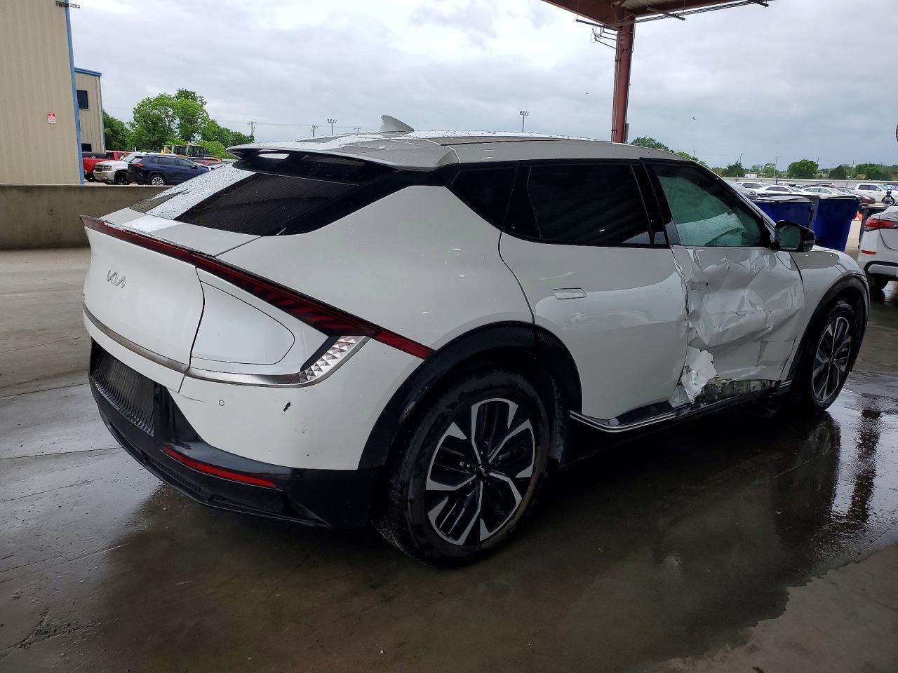 2024 KIA EV6