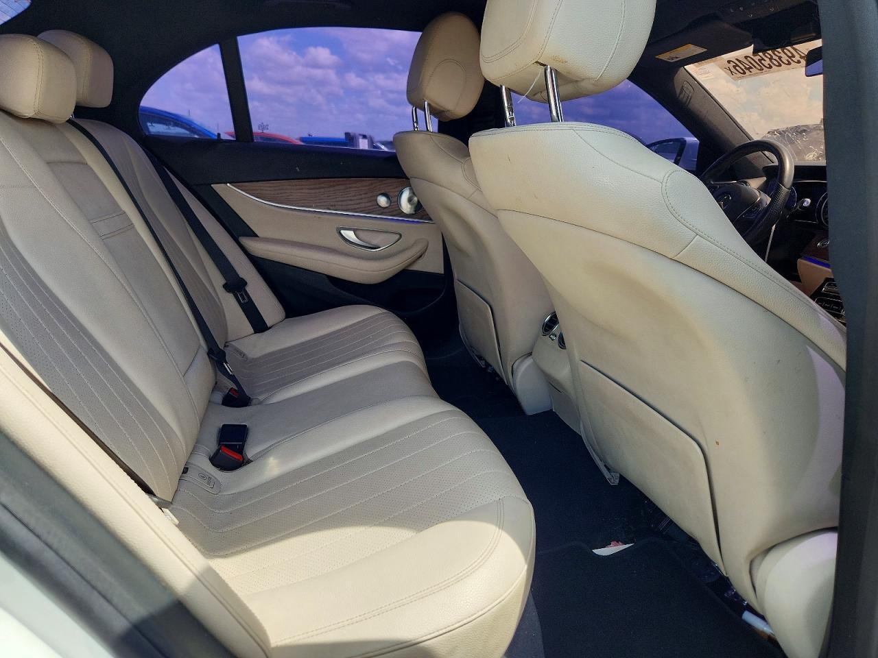 2017 MERCEDES-BENZ E-Class