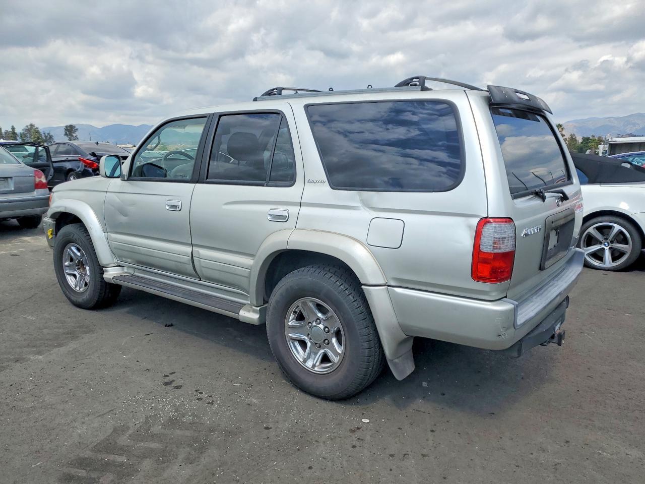 2000 TOYOTA 4Runner
