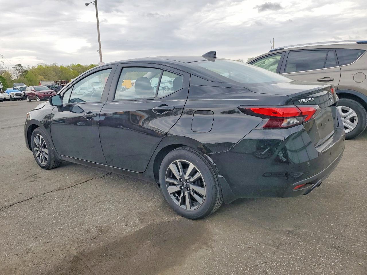 2025 NISSAN VERSA