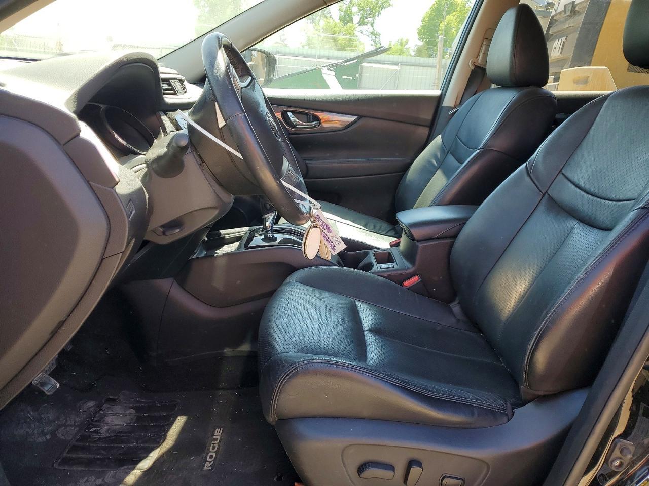 2015 NISSAN ROGUE