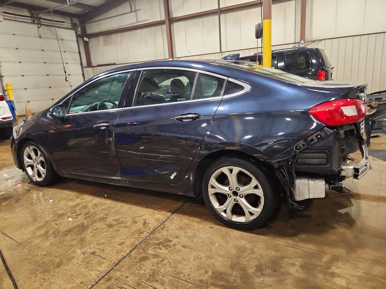 2016 CHEVROLET CRUZE