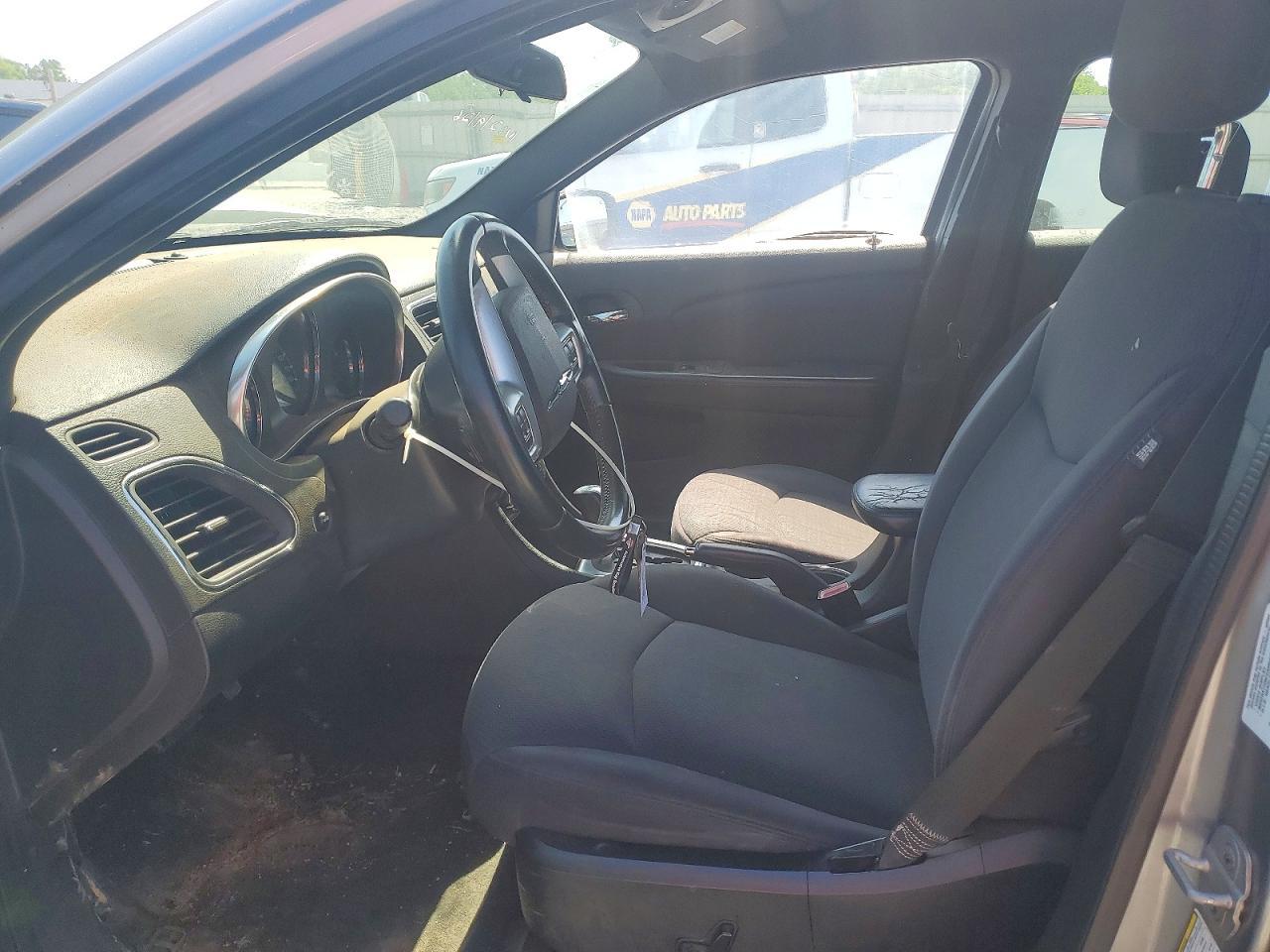 2013 CHRYSLER 200