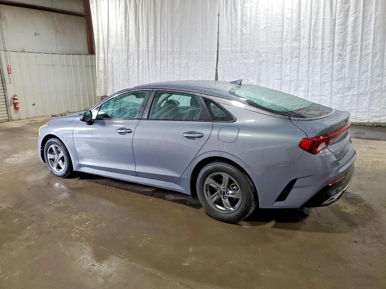 2023 KIA K5