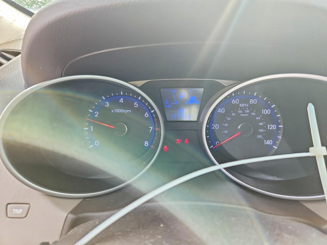 2012 HYUNDAI TUCSON