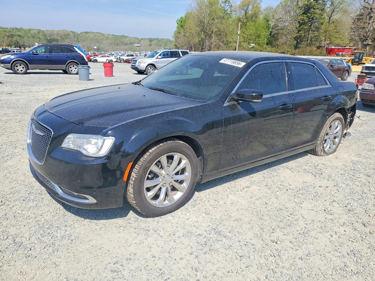 2018 CHRYSLER 300