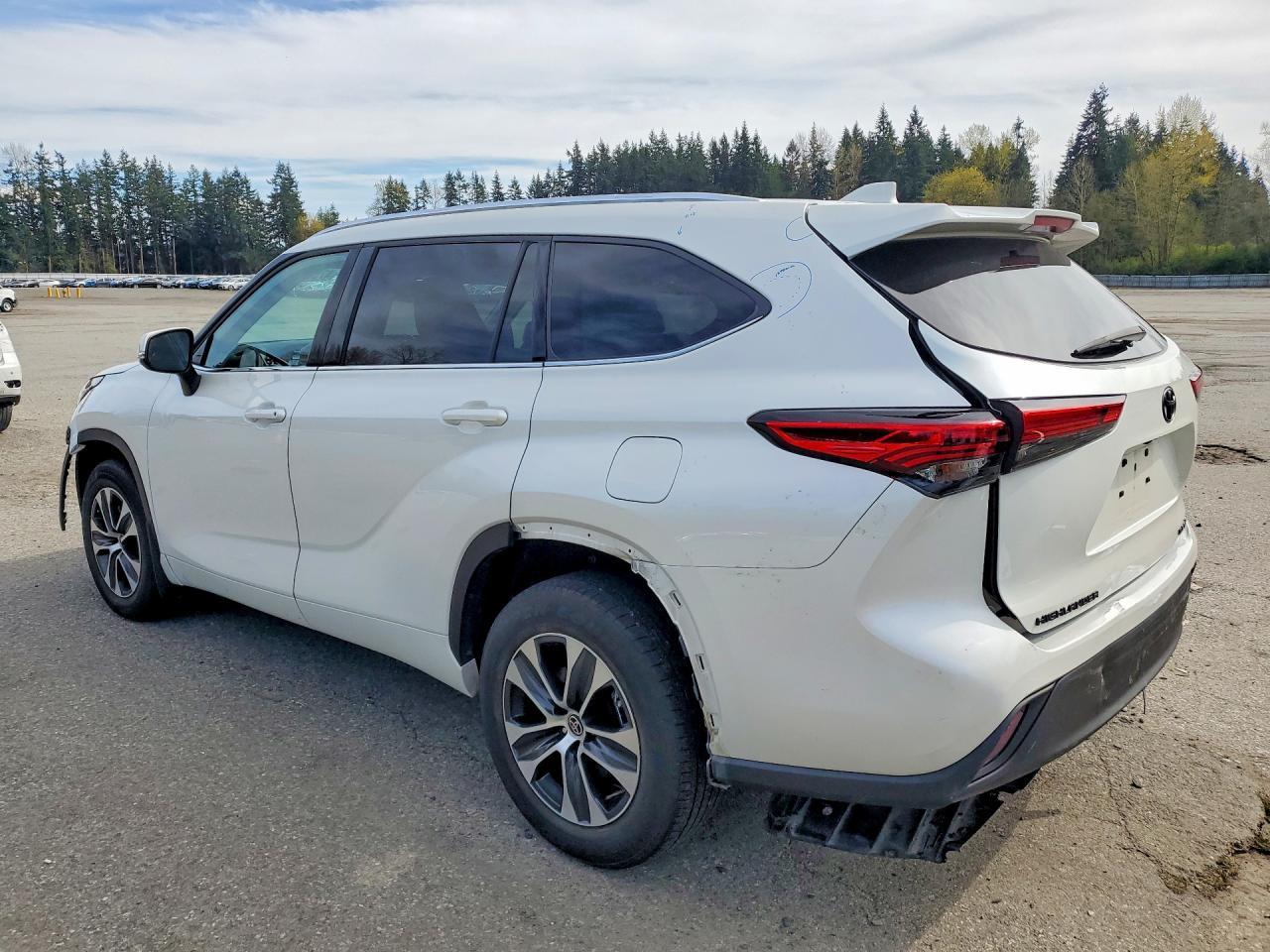2021 TOYOTA HIGHLANDER