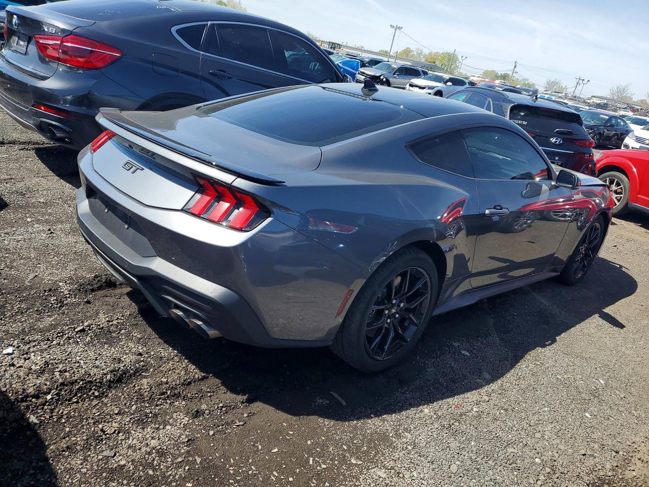 2026 FORD MUSTANG