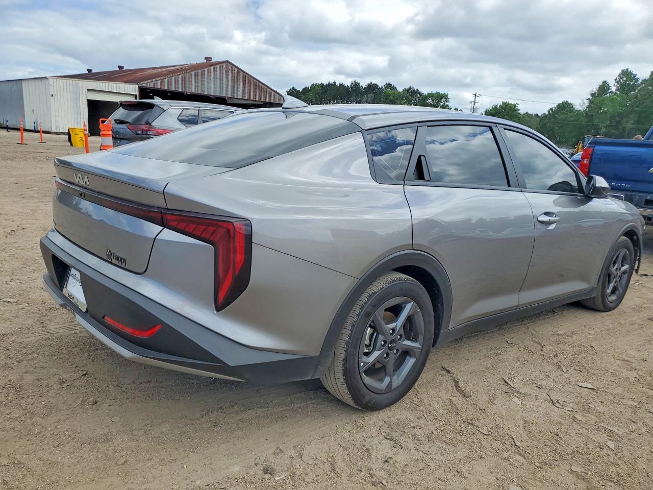 2025 KIA K4
