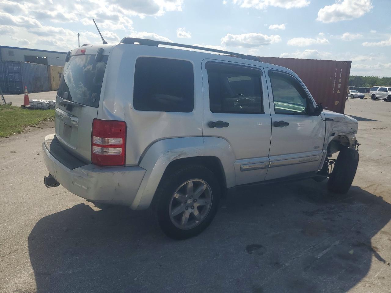 2012 JEEP Liberty