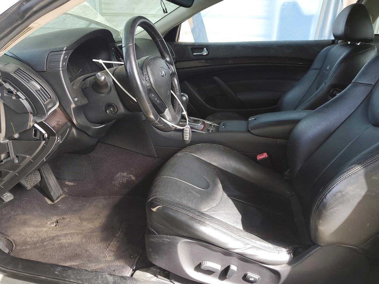 2012 INFINITI G37