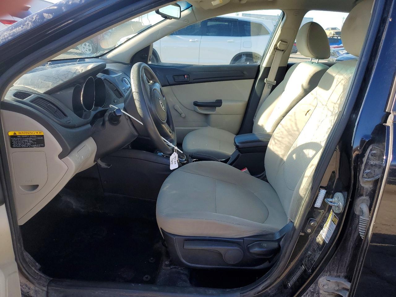 2013 KIA FORTE