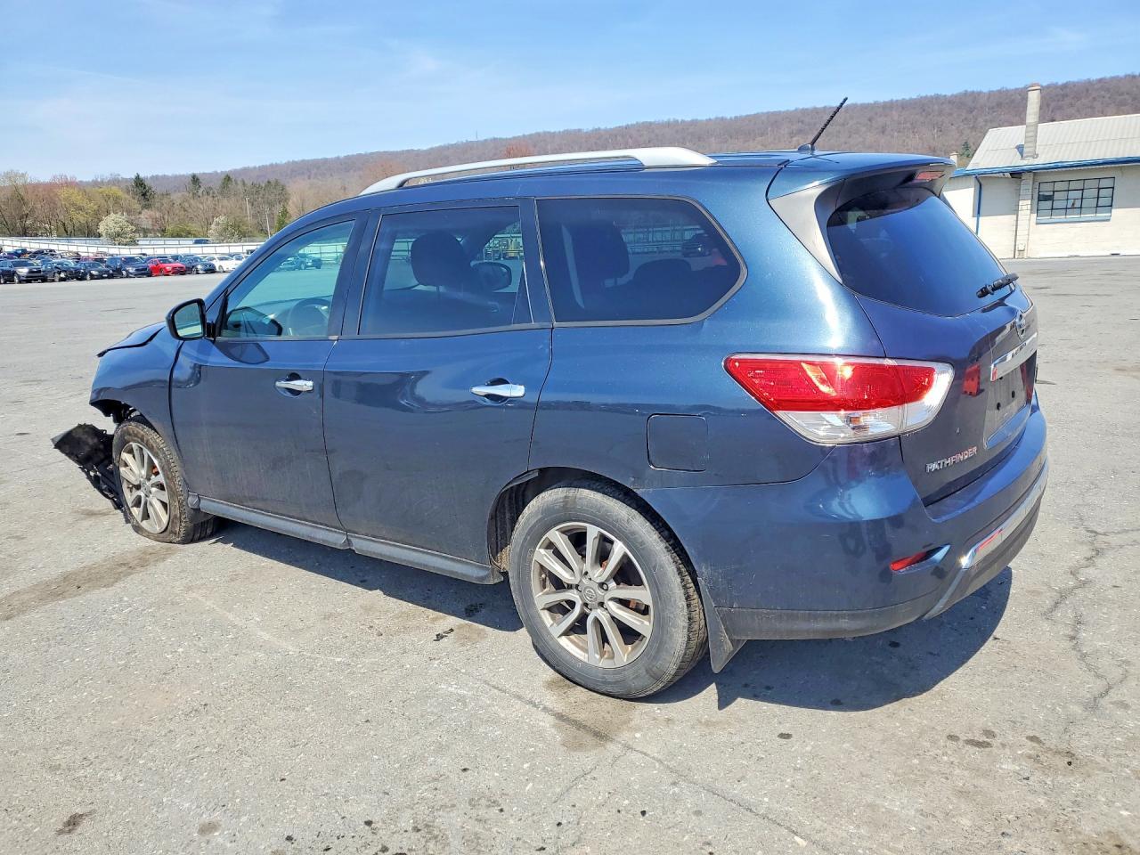 2016 NISSAN PATHFINDER