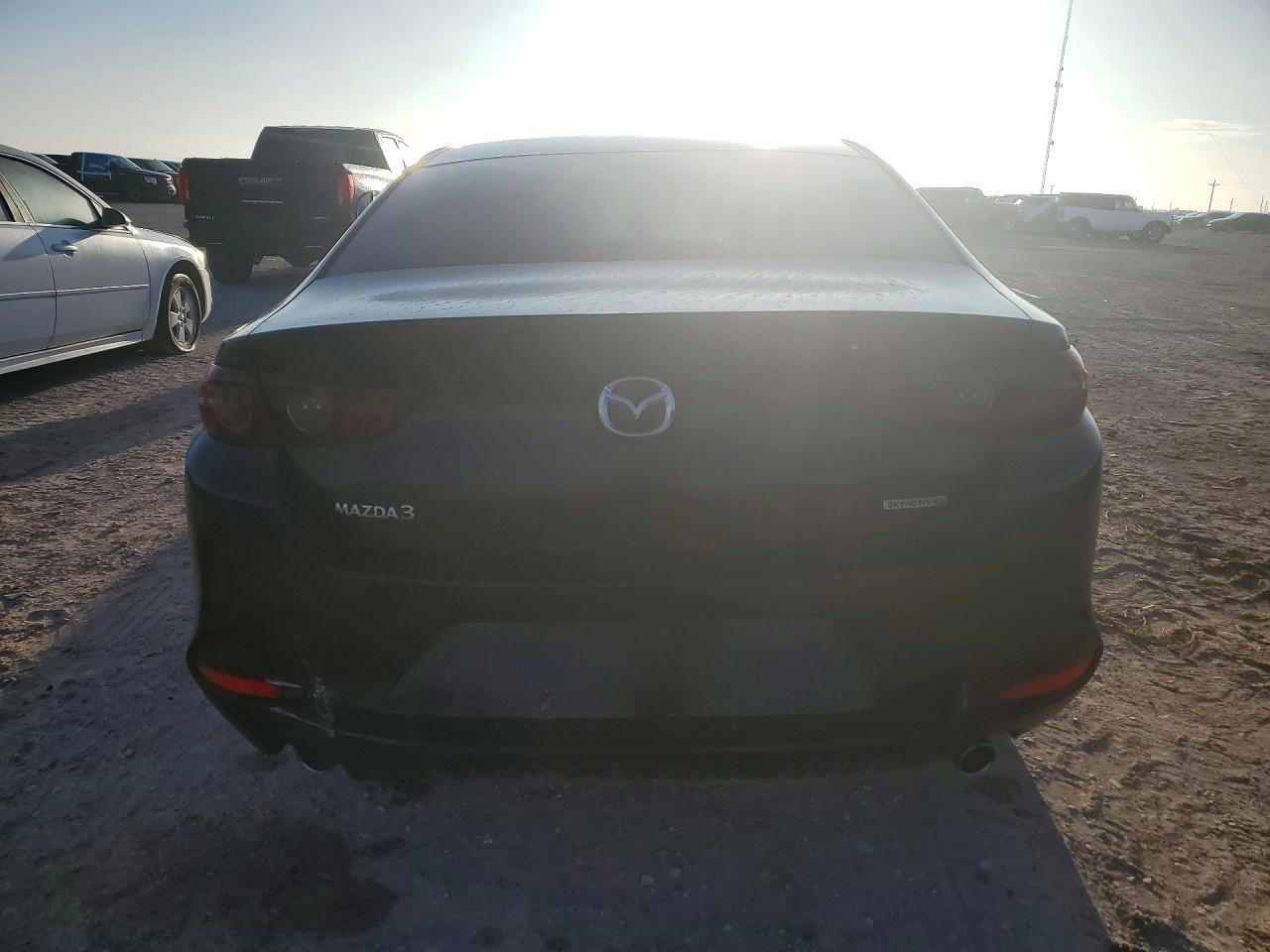 2021 MAZDA 3