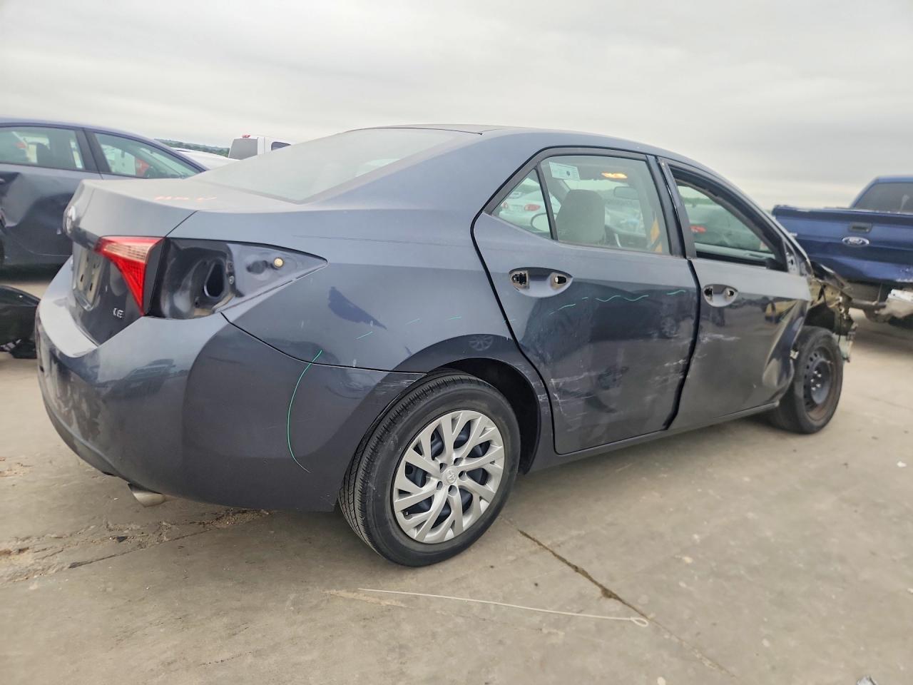 2018 TOYOTA COROLLA