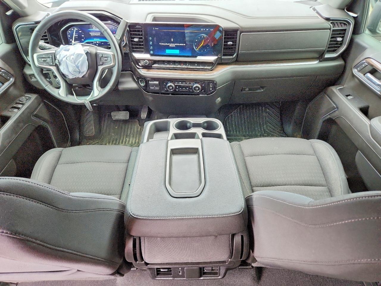 2023 CHEVROLET Silverado