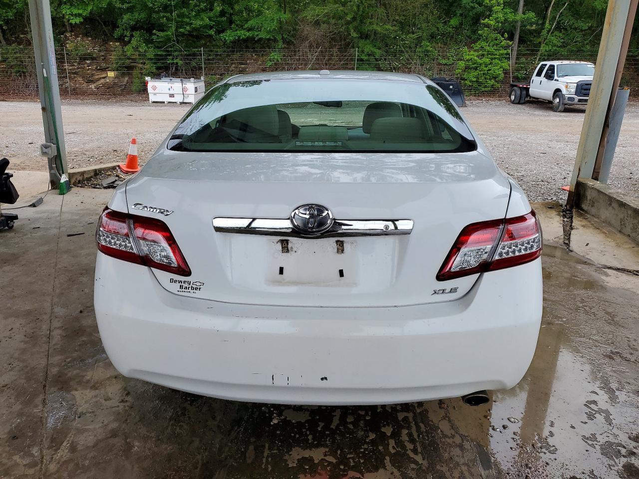 2010 TOYOTA CAMRY