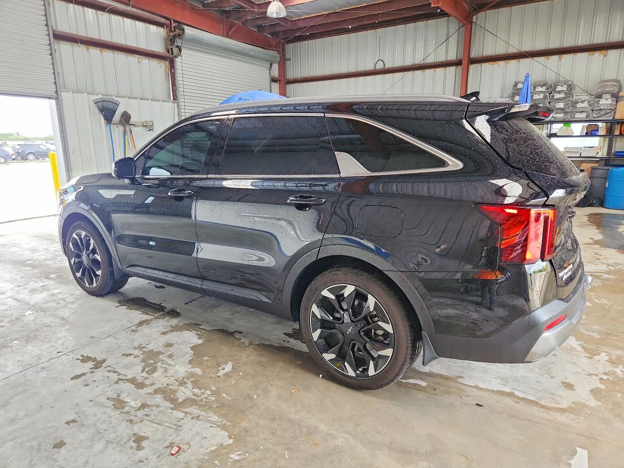 2025 KIA SORENTO