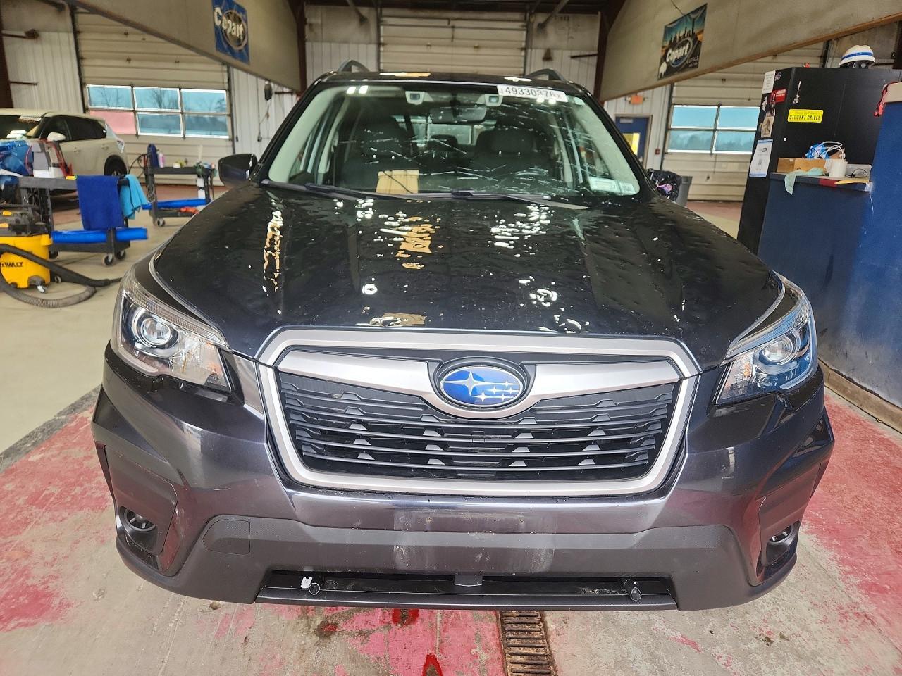 2019 SUBARU FORESTER