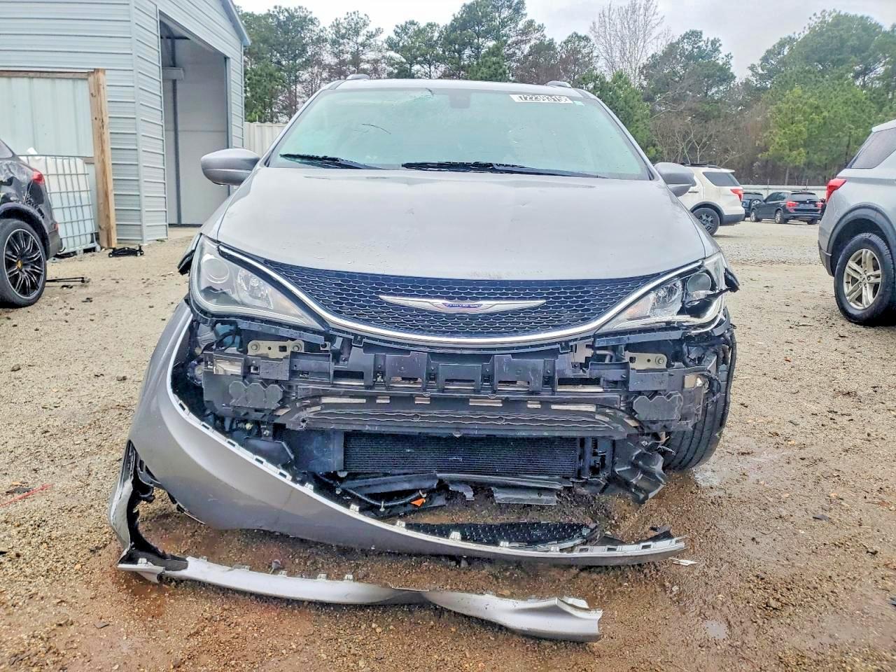 2020 CHRYSLER Pacifica