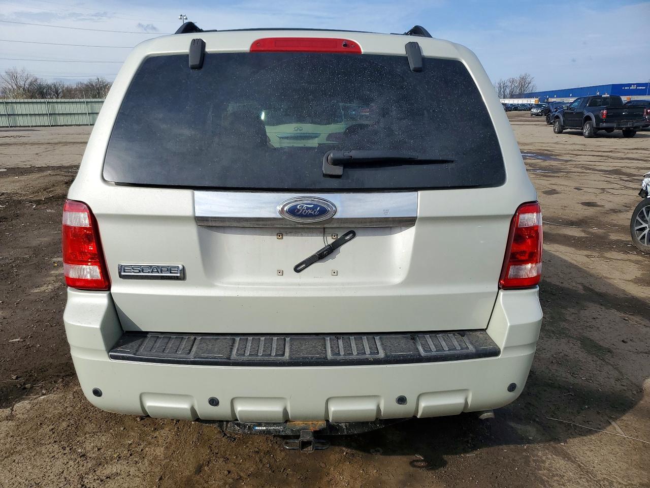 2009 FORD ESCAPE