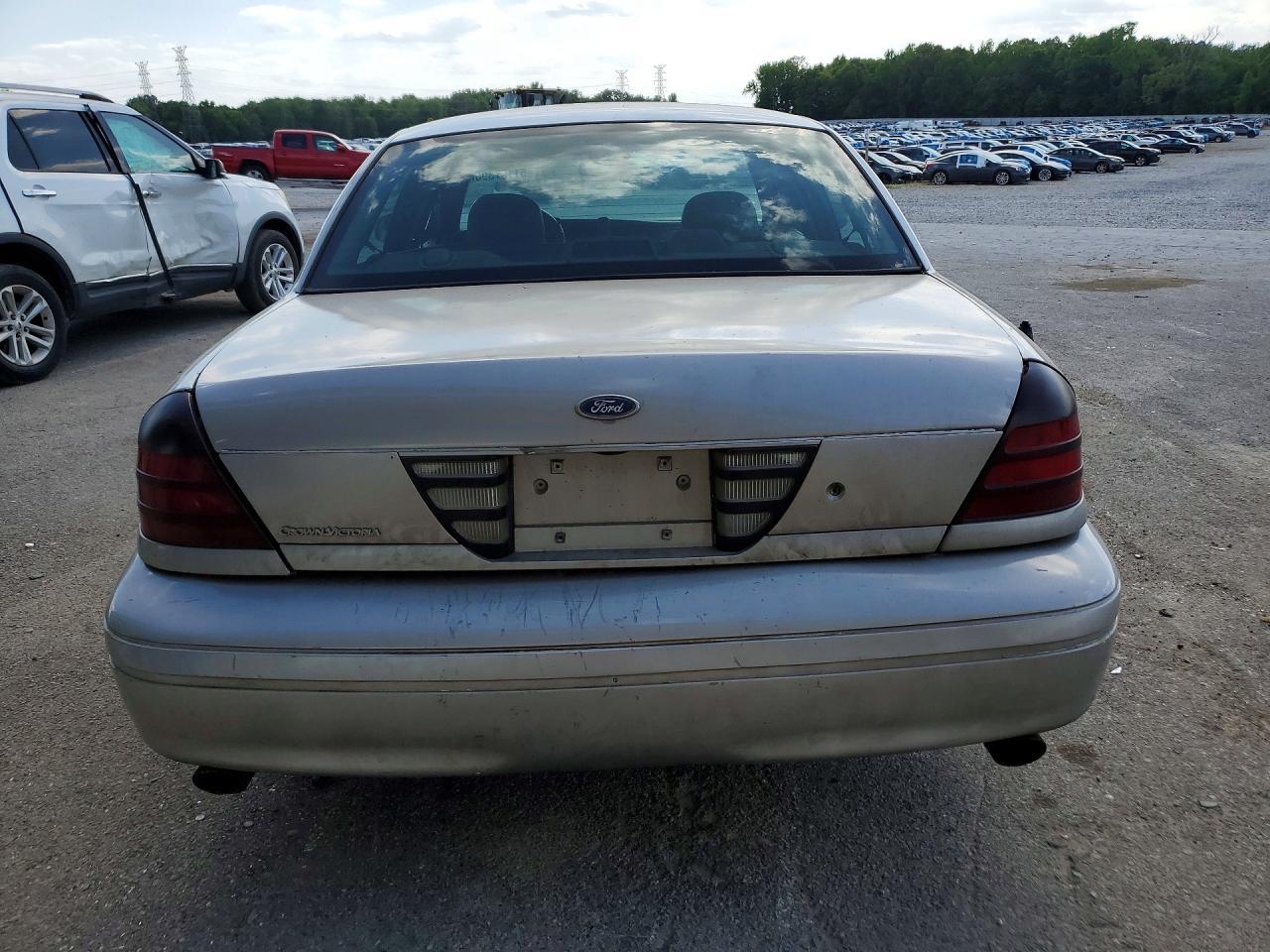 2005 FORD Crown Victoria