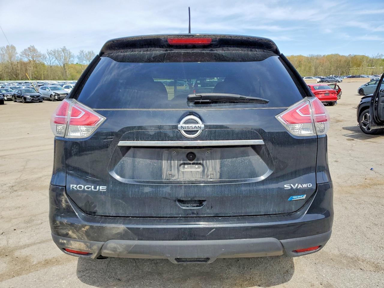 2014 NISSAN ROGUE