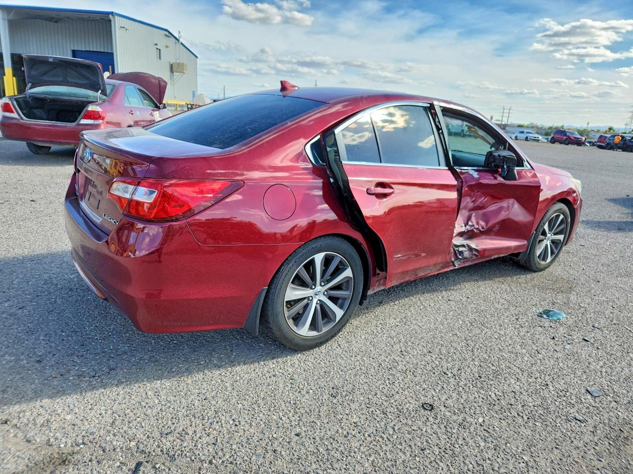 2016 SUBARU Legacy