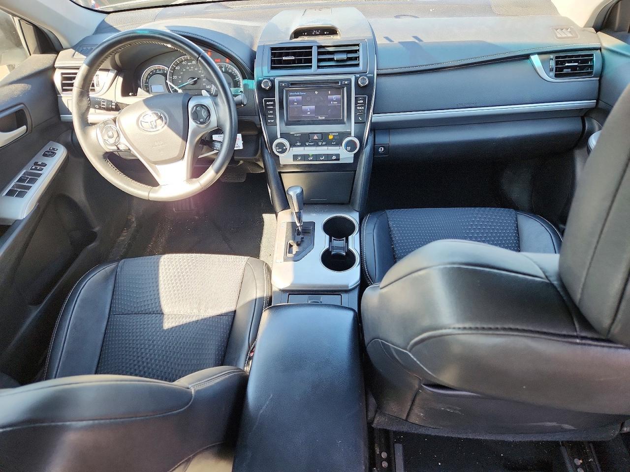 2014 TOYOTA CAMRY