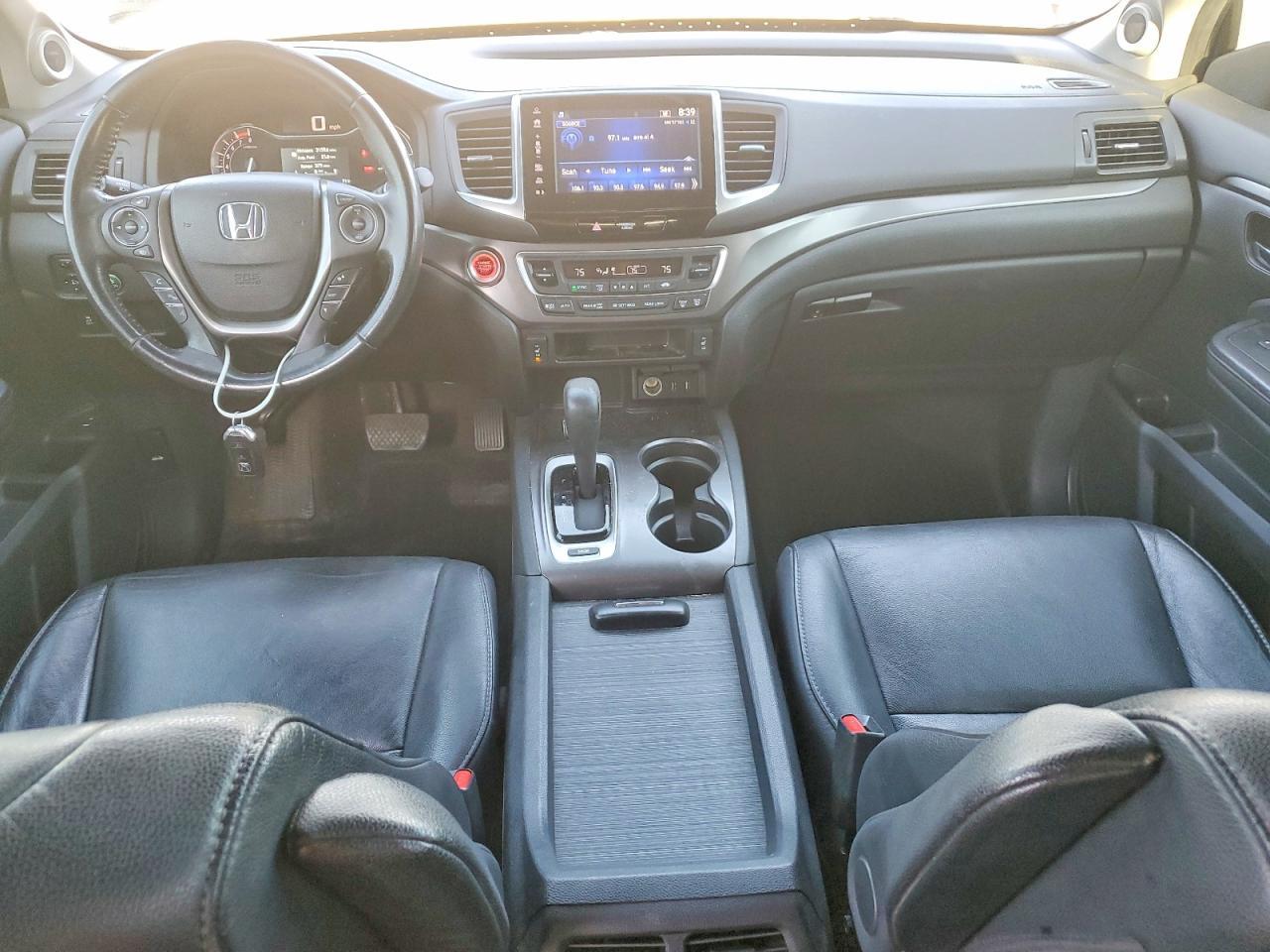2017 HONDA PILOT