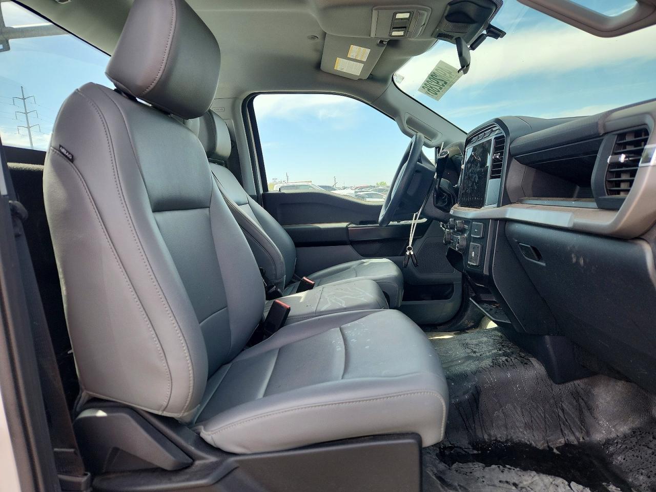 2024 FORD F-150 Lightning