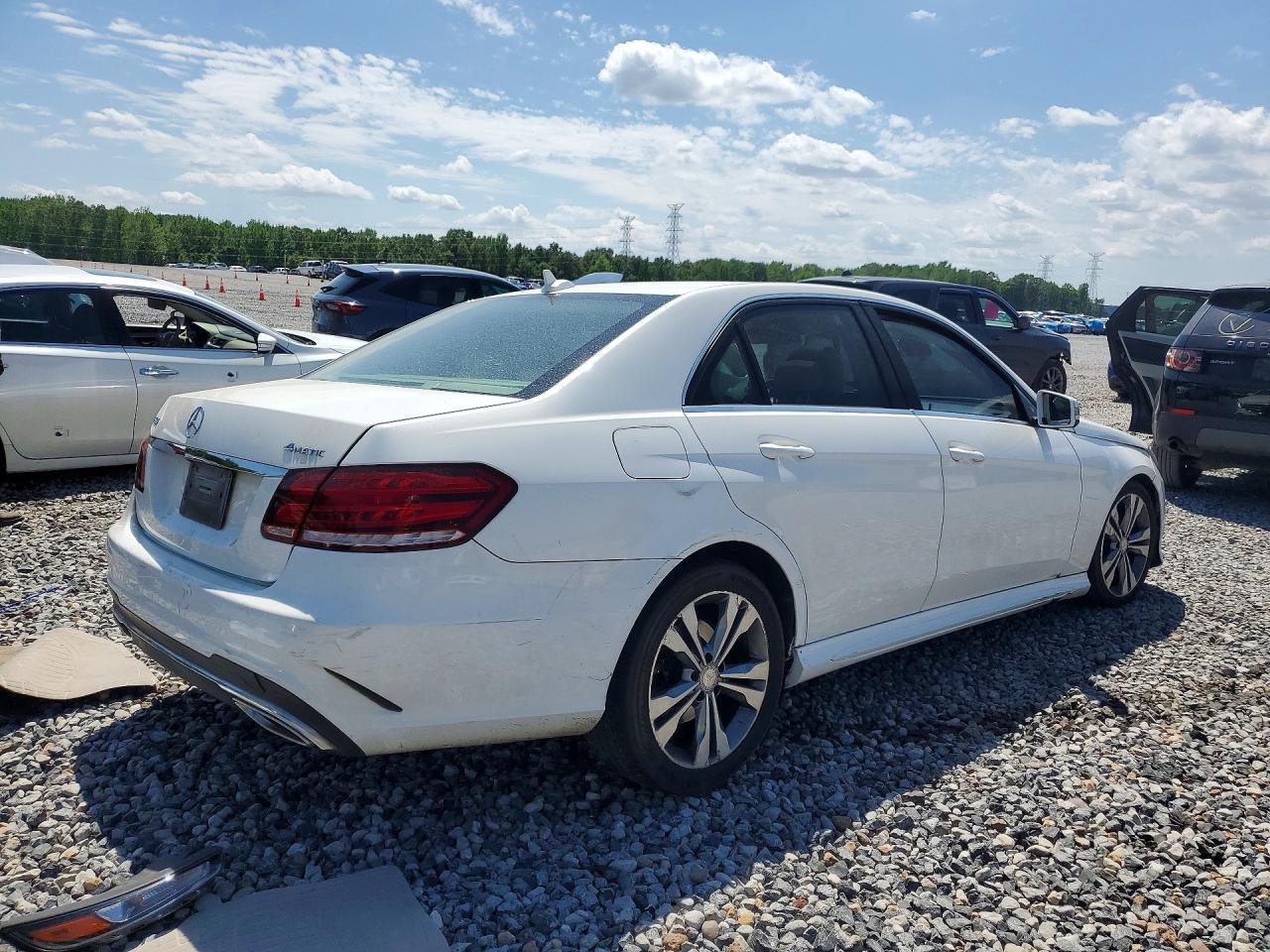 2015 MERCEDES-BENZ E-Class