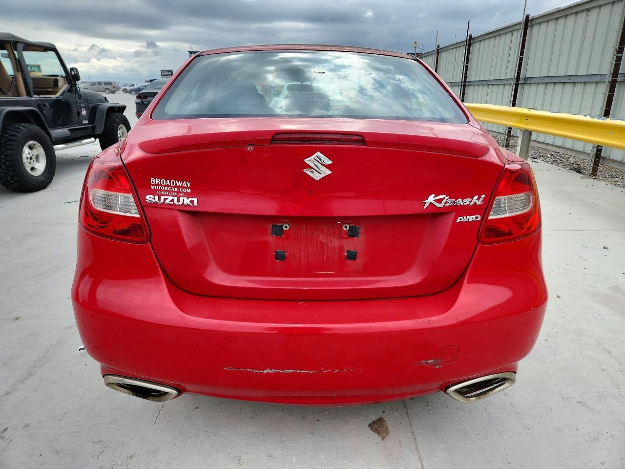 2012 SUZUKI Kizashi