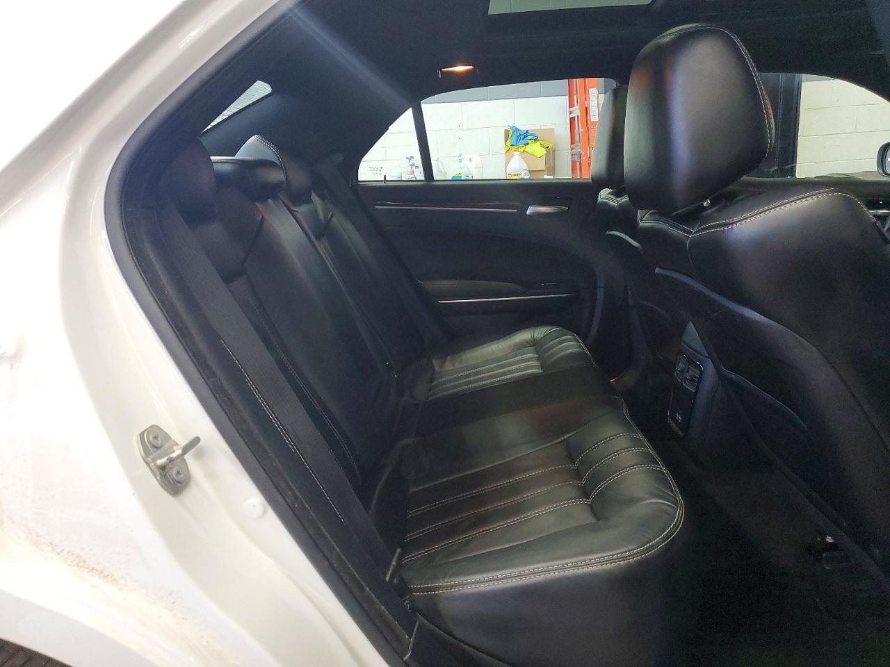2017 CHRYSLER 300