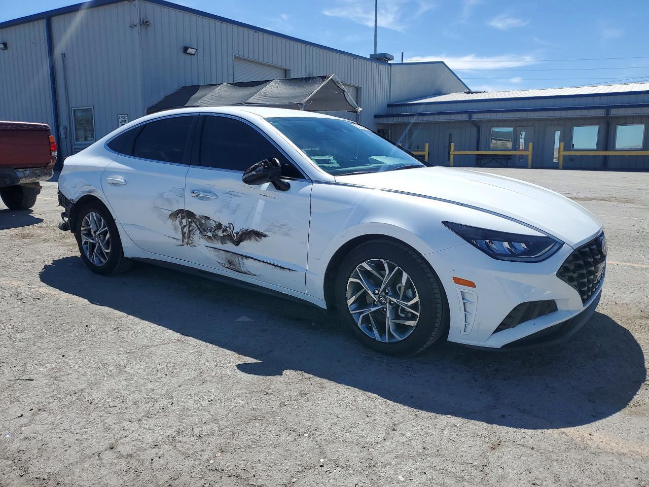 2022 HYUNDAI SONATA