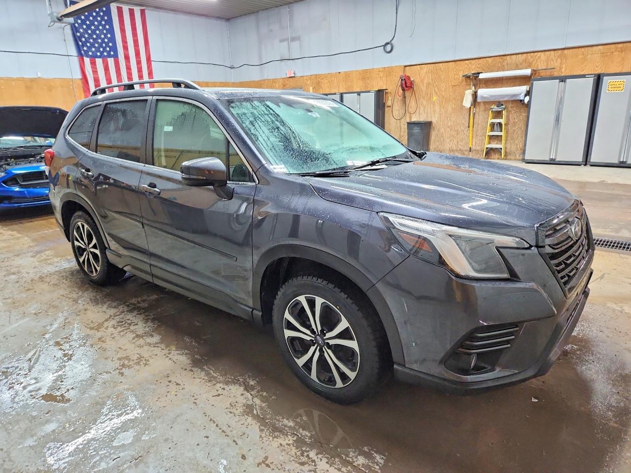 2023 SUBARU FORESTER