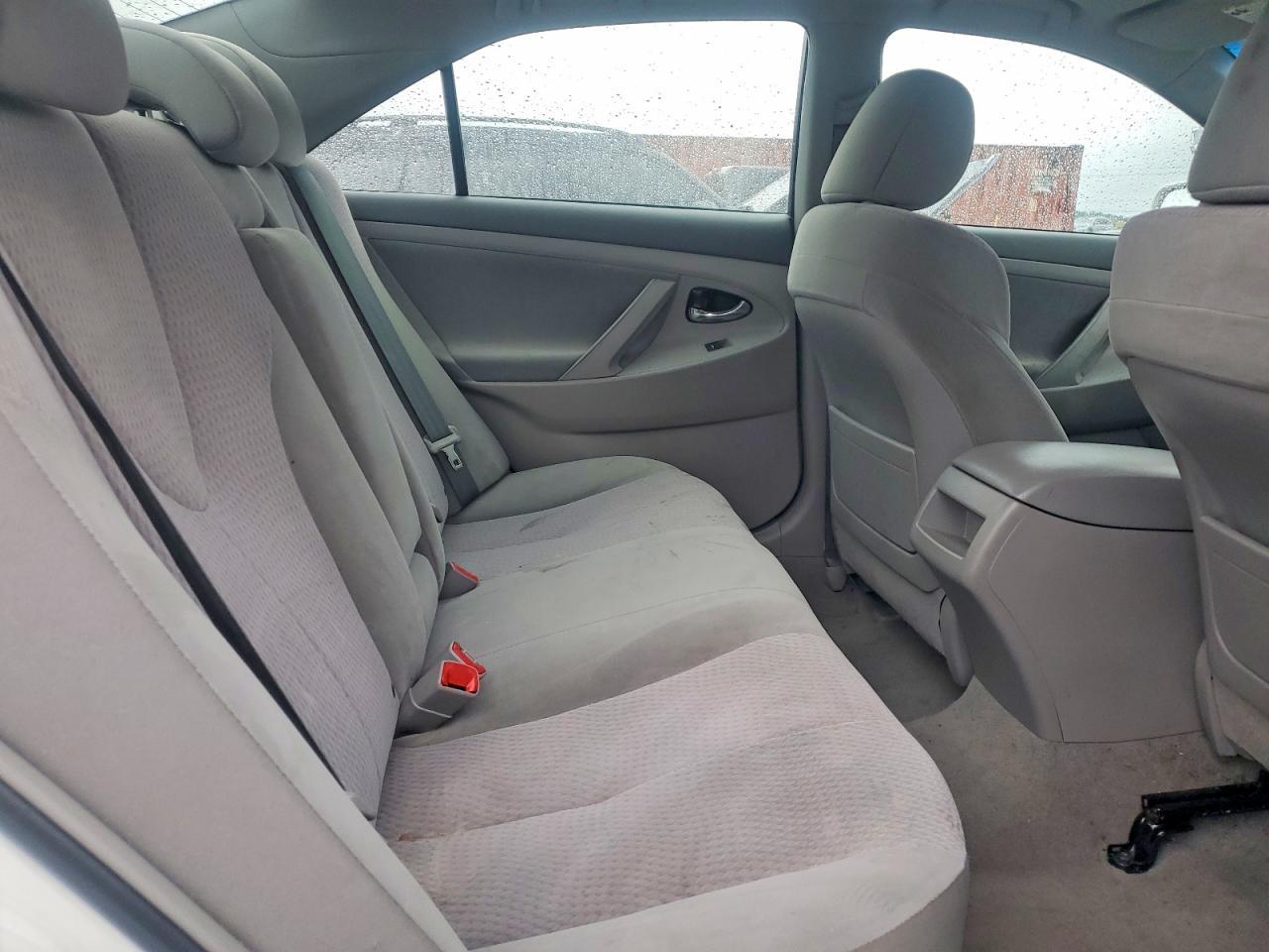 2011 TOYOTA CAMRY